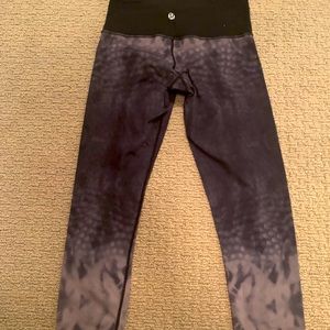 Lululemon capri leggings